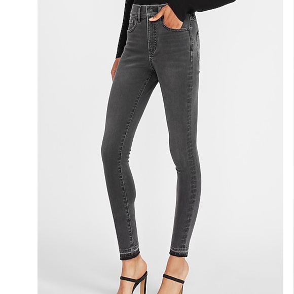 Express Mid Rise Supersoft Black Raw Released Hem Skinny Jeans